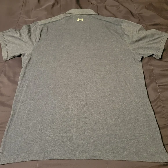 UNDER ARMOUR POLO TOP. MENS XL. - Picture 3 of 3
